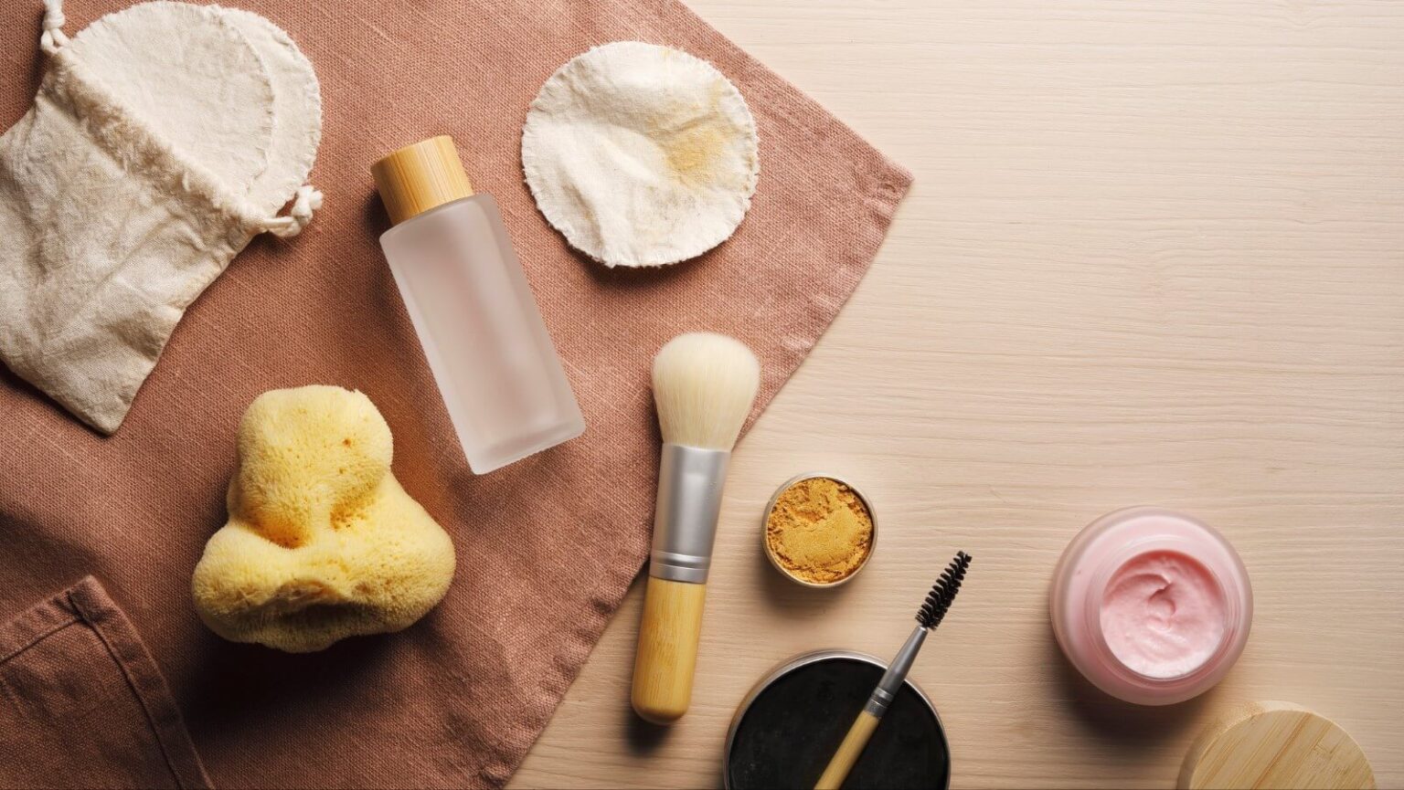 Natural makeup tips, tools, and equipment