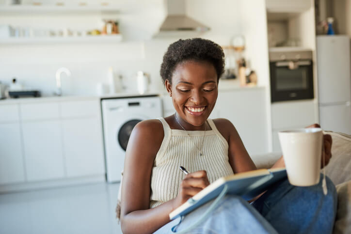 staying organized helps to better mental health