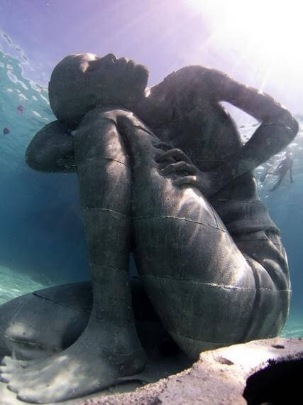 Largest Underwater Stature