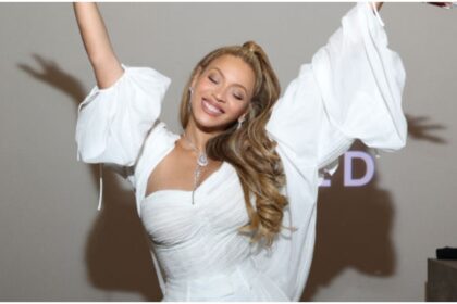 Beyoncé Gifts $500K to Cosmetology Students and Stylists