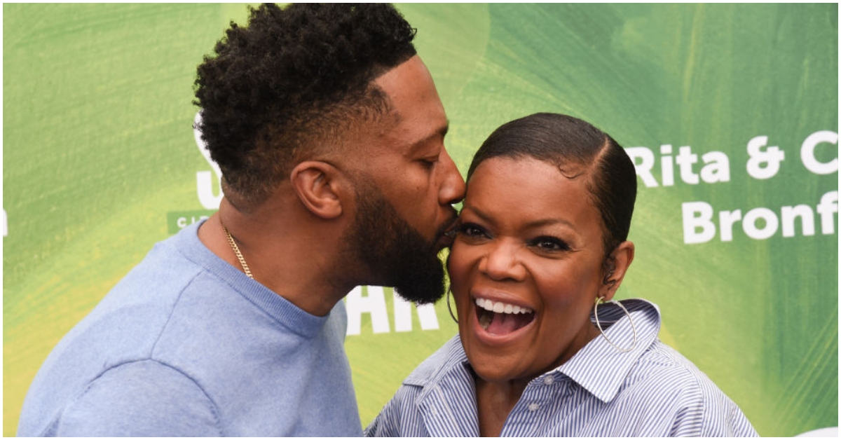 Actress Yvette Nicole Brown Who Got Engaged At 52 Empowers Women