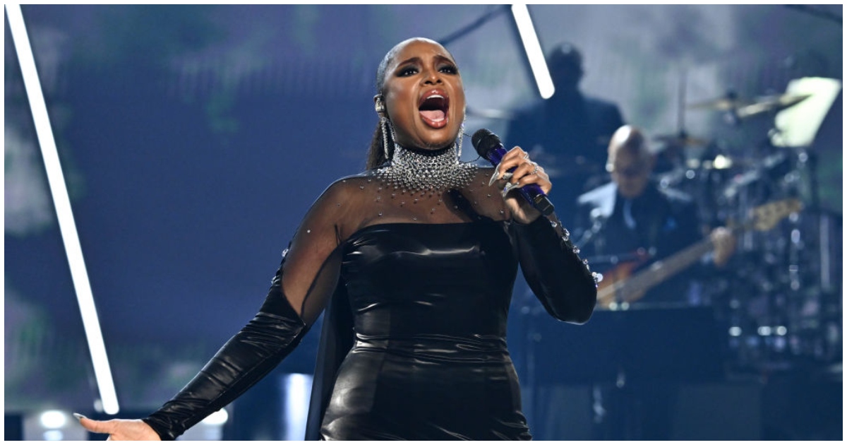 Jennifer Hudson's Whitney Houston Tribute Stuns at 2024 AMAs